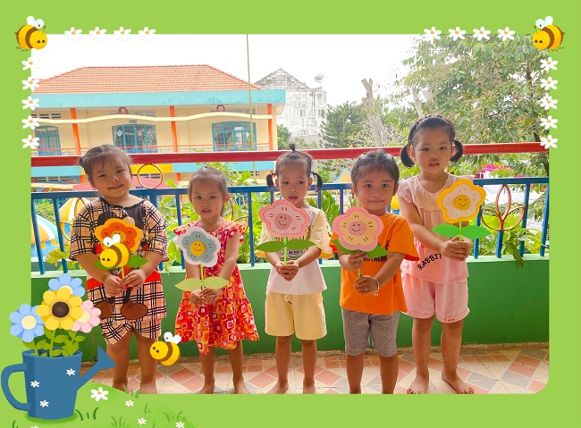 Tạo hình "Hoa tặng mẹ"